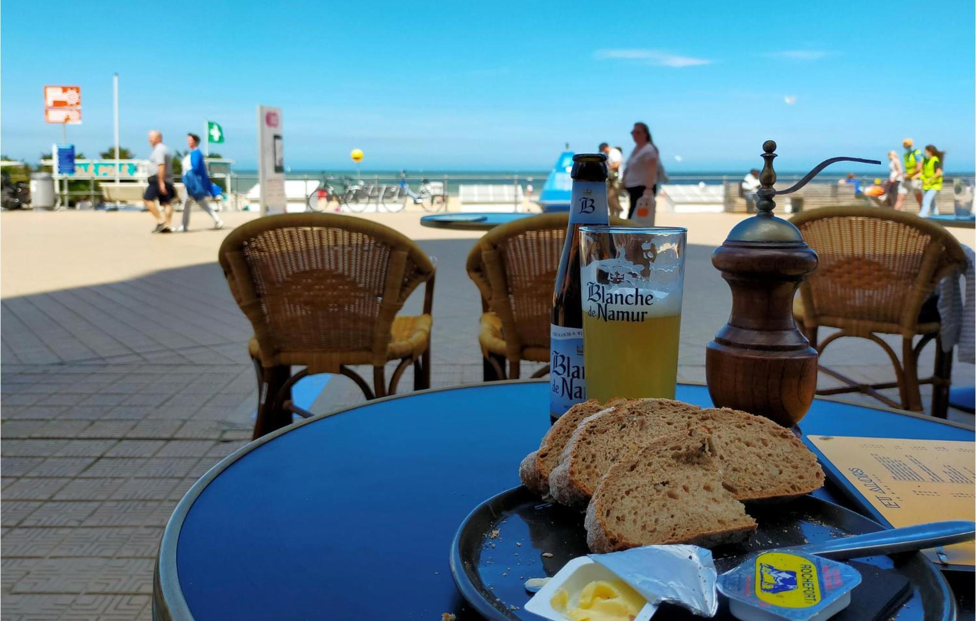 Residentie Zeezicht Lägenhet Oostende Exteriör bild